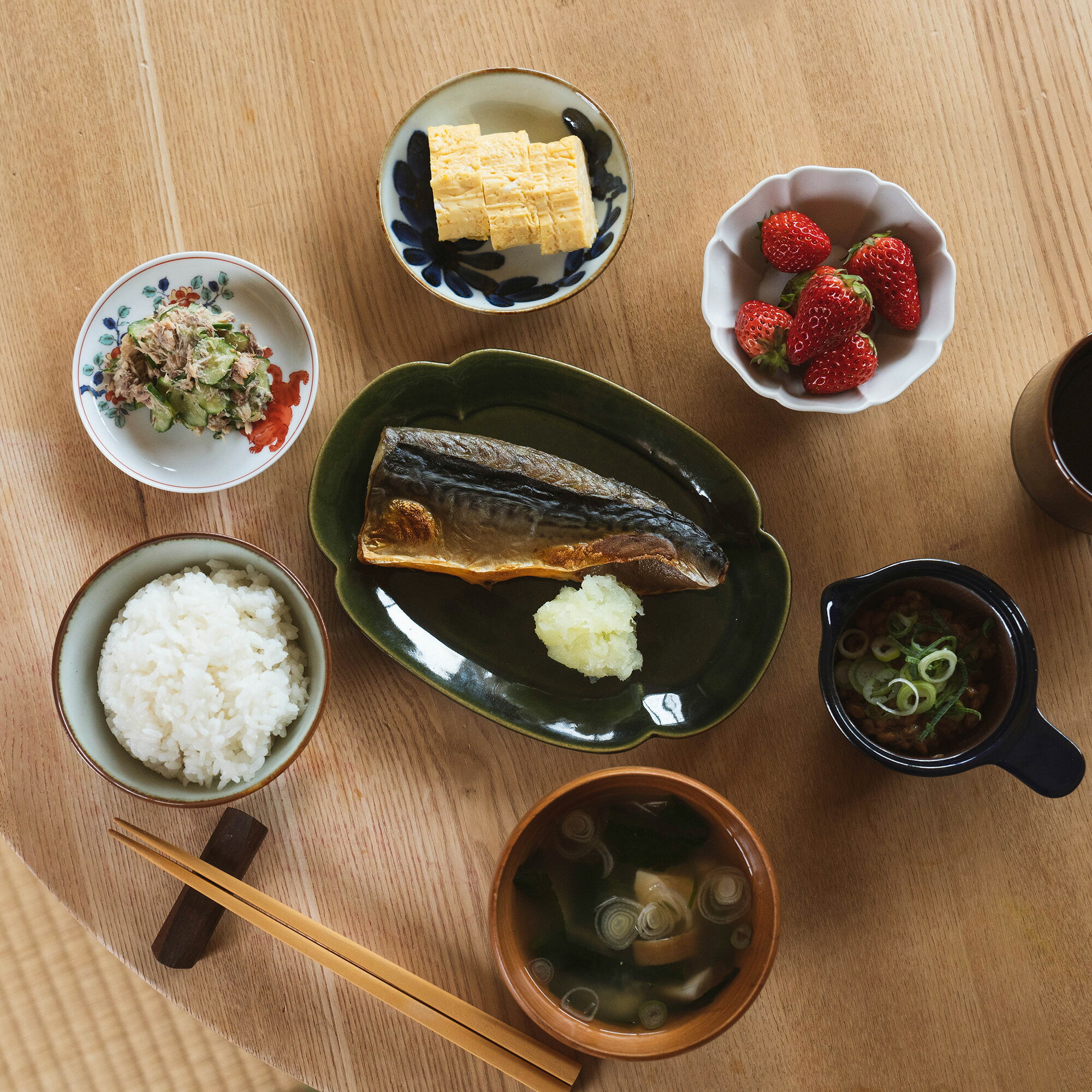 スタジオエム リアン 焼物皿 21cm lien STUDIO M スタジオm マルミツポテリ 和食器 オーバル 丸 楕円 木瓜型 白 緑 青 織部 瑠璃 食器 器 皿 国産 日本製 おしゃれ かわいい 無地 シンプル 誕生日 ギフト 結婚祝い 新居祝い 新築祝い プレゼント ラッピング 宅配便指定 予約