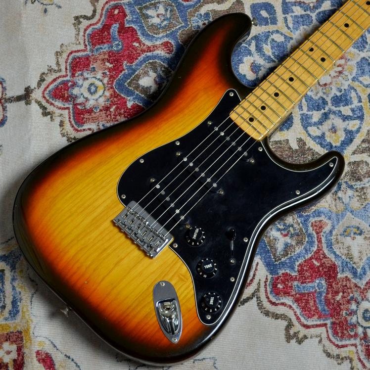 FenderitF_[j/1979N Stratocaster Sunburst #S953996yre[Wz yÁzyUSEDzGNgbNM^[ST^CvyюpRXz