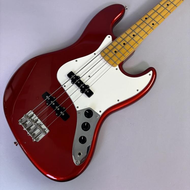 商品の詳細、状態などは【そよら成田ニュータウン店】0476-28-0511または『商品についてのお問合せ』ボタンよりお問合せ下さい コストパフォーマンスの高いフジゲン製ジャズベース 【付属品】 純正ギグバック 【特徴】 CZ-BJ4/Mは汎用性の高い定番ジャズベースタイプモデルです。 C.F.S.(サークルフレッティングシステム)仕様のワンランク上のスペックを採用しています。 ボディマテリアルはバスウッド、一般的な同タイプより重量がやや軽く、素直で癖が無く扱いやすいサウンドが特徴。 メイプル指板ならではのキレとスピード感溢れるサウンドはスラップ奏法にも適しています。国産のクオリティのままパーツ類の見直しを図り、コストパフォーマンスの高いモデルとなっています。 【主な仕様】 Body/Basswood Neck/Hard Maple 1P(Shape:U) Fingerboard/Maple/250mmR Finish/Polyester Frets/C.F.S. 20F/DHP(SBB214Type) Scale/864mm Neck Joint/Bolt-on Tuners/GOTOH GB1 Nut/Width/Cow Bone(Width:38mm) Front pickup/Original Fat Bass Type J/n (Alnico 5) Rear pickup/Original Fat Bass Type J/b (Alnico 5) Controls/2VOL , 1TONE Warranty/3Year 【状態】 ネック：まっすぐ トラスロッド：余裕あり フレット残：8割 弦高：4弦側 2.4mm 1弦側 2.1mm（12F上） 重量：3.85kg 電装系：問題なし 状態：目立つ打痕が多数見受けられます シリアル：E200465 【保証】 6カ月 ※保証は日本国内のみ有効 ■シリアルNo：E200465 ■ソフトケース：あり ■管理コード:2500002767232 ============================= ◆便利なショッピングクレジット ＜メリット1＞ クレジットカードも店舗来店も不要！自宅からスマートフォン・タブレット・パソコンでスピーディーなお申し込み。 ＜メリット2＞ 1回払い、分割払い、ボーナス払い（併用もOK）など 月々のお支払い金額はお客様の返済計画に合わせ柔軟に対応可能。 ※18歳以上(高校生不可)が対象 ◆掲載店舗以外でのお受け取り 当社規定の送料をご負担いただきます。 ◆ご注意 こちらの商品は店頭、他ECサイトでも販売しております。在庫情報の更新は迅速を心掛けておりますが、万一ご注文時に売り切れていた際は、商品がご用意できない場合がございます。誠に恐れ入りますがご容赦ください。 商品によって調整等でお届けに2?3日いただく場合がございます。 ◆沖縄への発送に関して 陸送・船便となります。 航空輸送をご希望される場合は別途送料をいただきます。 ※航空機搭載不可となる規制対象商品（主に液体・スプレー類・磁石を含む荷物）は陸送・船便に限らせていただきます。 ◆転売、営利目的でのご注文に関して 当社サイトは転売や営利目的でのご注文はキャンセル対応をさせていただきます。 ●当サイトでは転売や営利目的としたご注文に関してはキャンセル対応をさせていただきます。 ●こちらの商品は店頭でも同時に販売しております。 ●店頭や他のサイトでの売却時には商品情報の削除は迅速な対応を心がけておりますが万が一ご注文後に売切れとなっておりました場合は誠に申し訳ありませんがご了承下さい。 ●商品によって調整等でお届けにお時間をいただく場合がございます。 ●当店ではお買い上げ明細書のお渡しは行っておりません。 　ご希望の場合はご注文後、お問い合わせよりご連絡下さいませ。 　メールにてPDF形式のものをお送りさせていただきます。