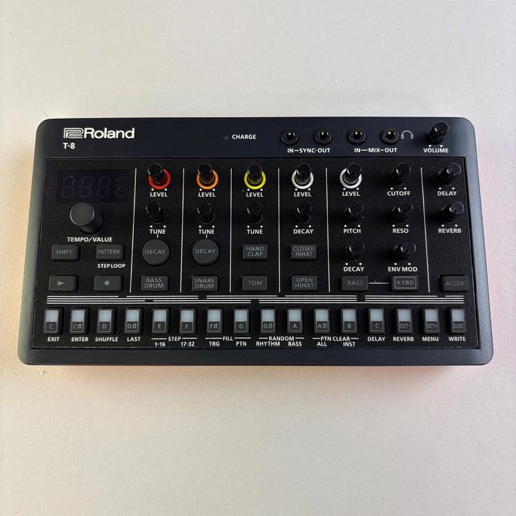 【中古】Roland(ローランド)/T-8 【USED】【そよら成田ニュータウン店】(2500003591904)