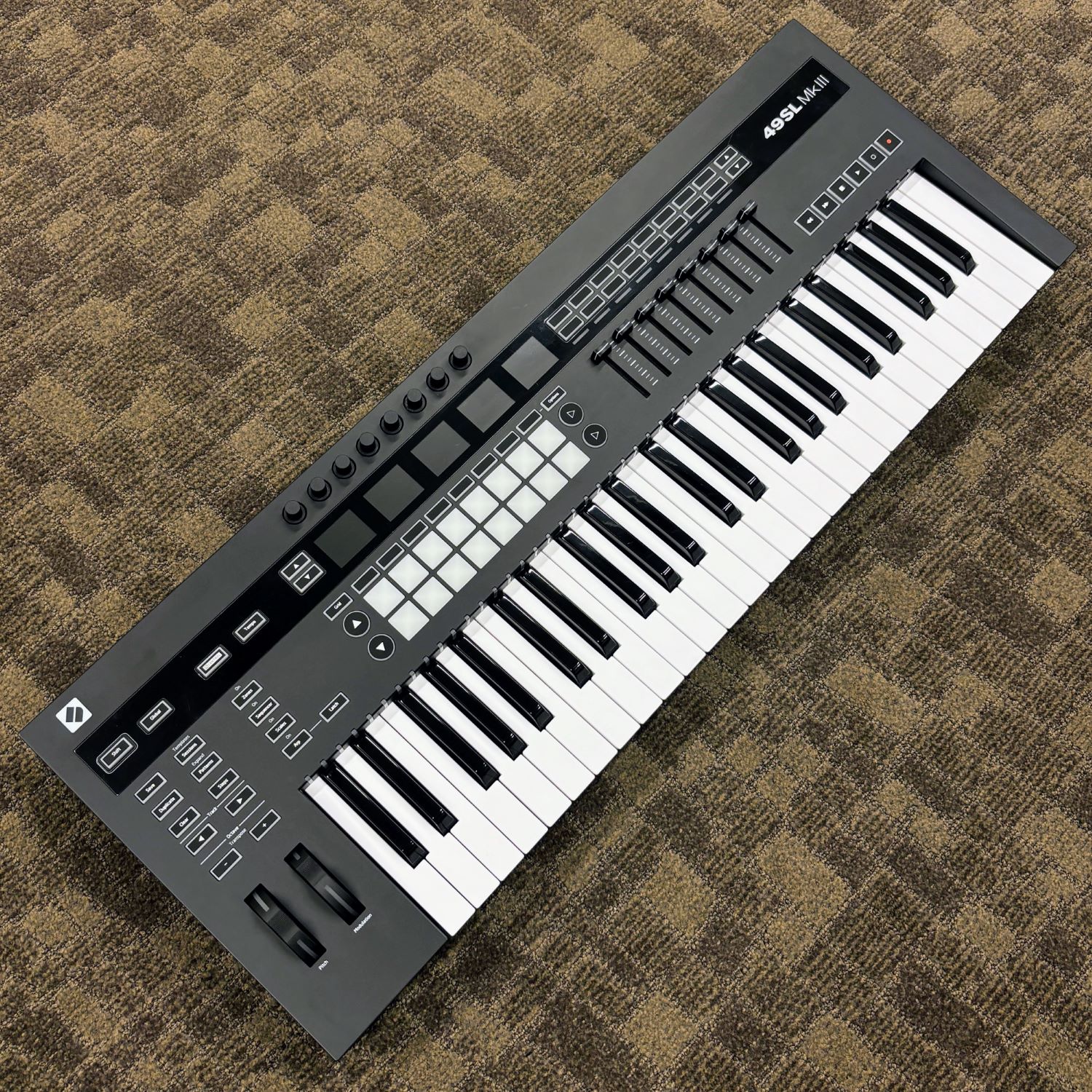 【中古】novation（ノベーション）/ 49SL MKIII【現物画像】【USED】【立川店】(2500004220780)