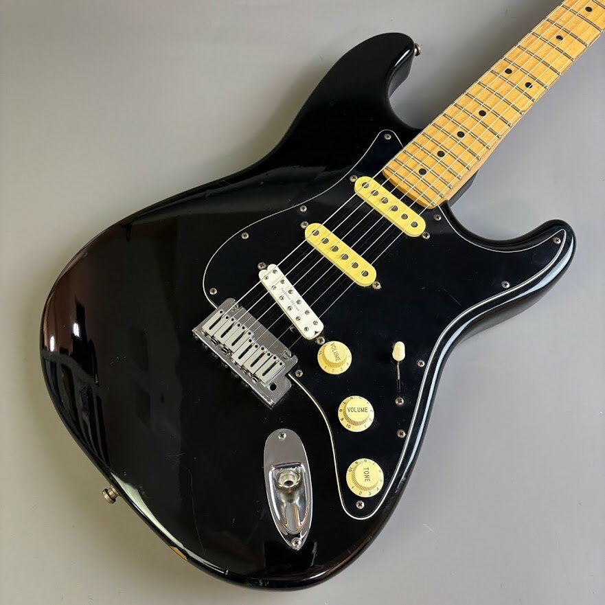 【値下げ】Fender USA ストラトキャスター アメスタ ほぼオリジナル Fender USA VINTAGE Stratocaster '62 Slab Fingerboard Sunburst/R