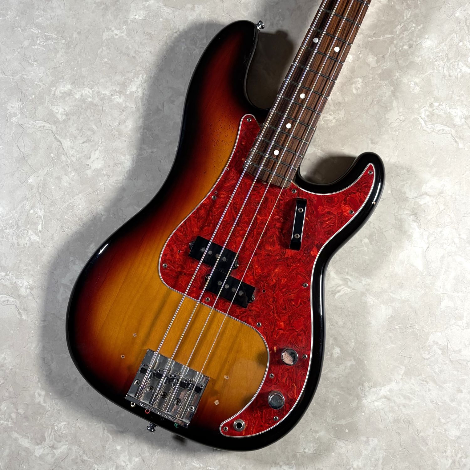 【中古】Fender（フェンダー）/ Fender Precision Bass 1983 USA【S/N E322059 / 4.17kg】 36回まで無金利【USED】【イオンモール釧路昭和店】(2500002780484)