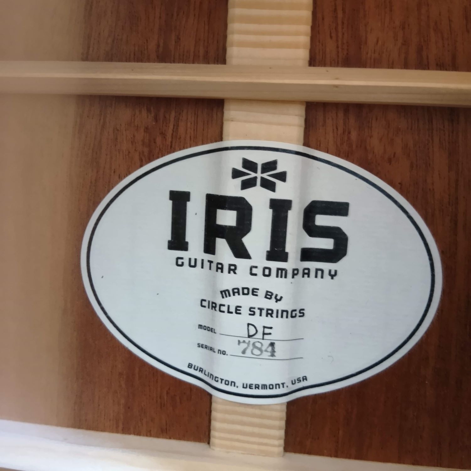 【中古】IRIS GUITAR COMPANY（アイリス・ギター・カンパニ）/ DFTBSSMHFSPG 【シトカスプルーストップ・マホガニーバック】【USED】【アミュプラザ長崎店】(2500002033092)