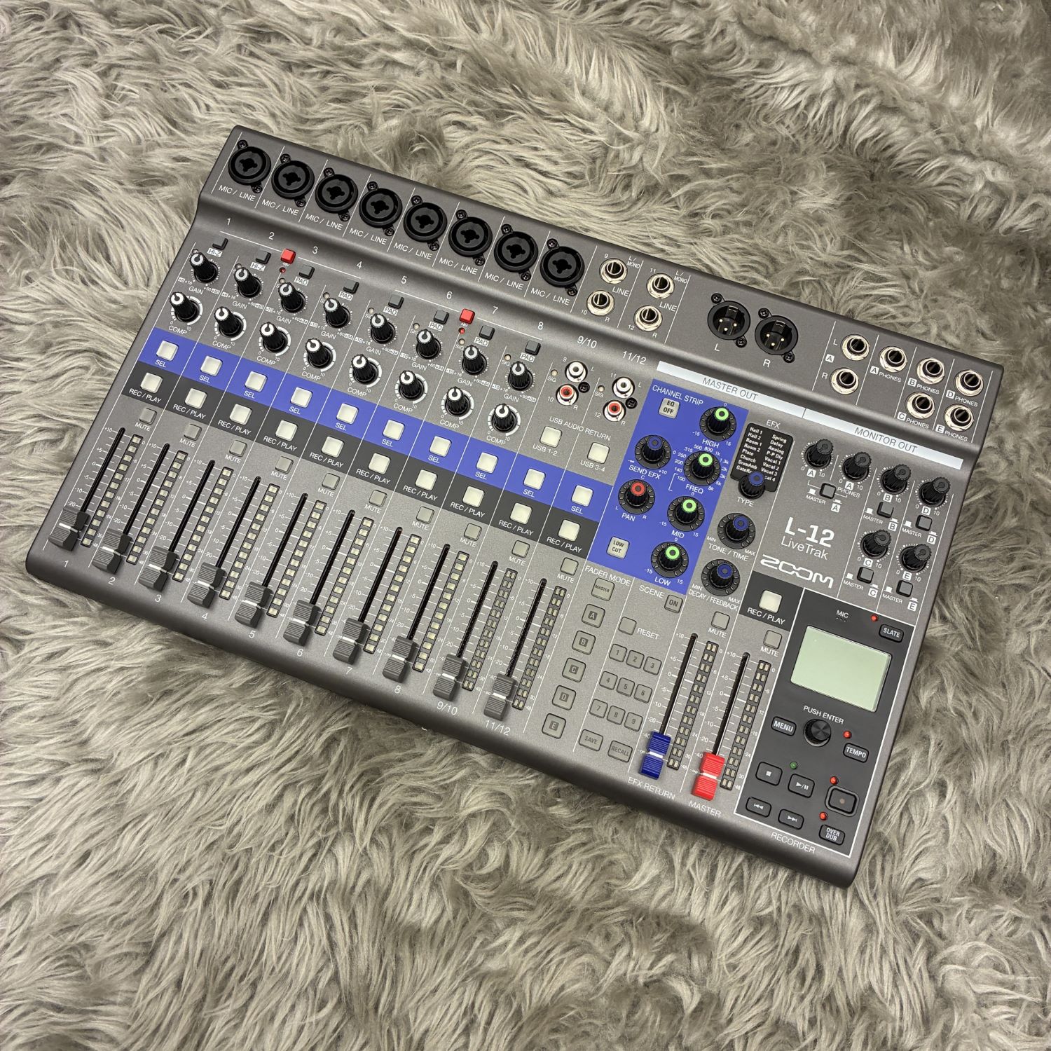 【中古】ZOOM（ズーム）/ LiveTrak L-12【USED】【イオンモール八千代緑が丘店】(2500003695862)