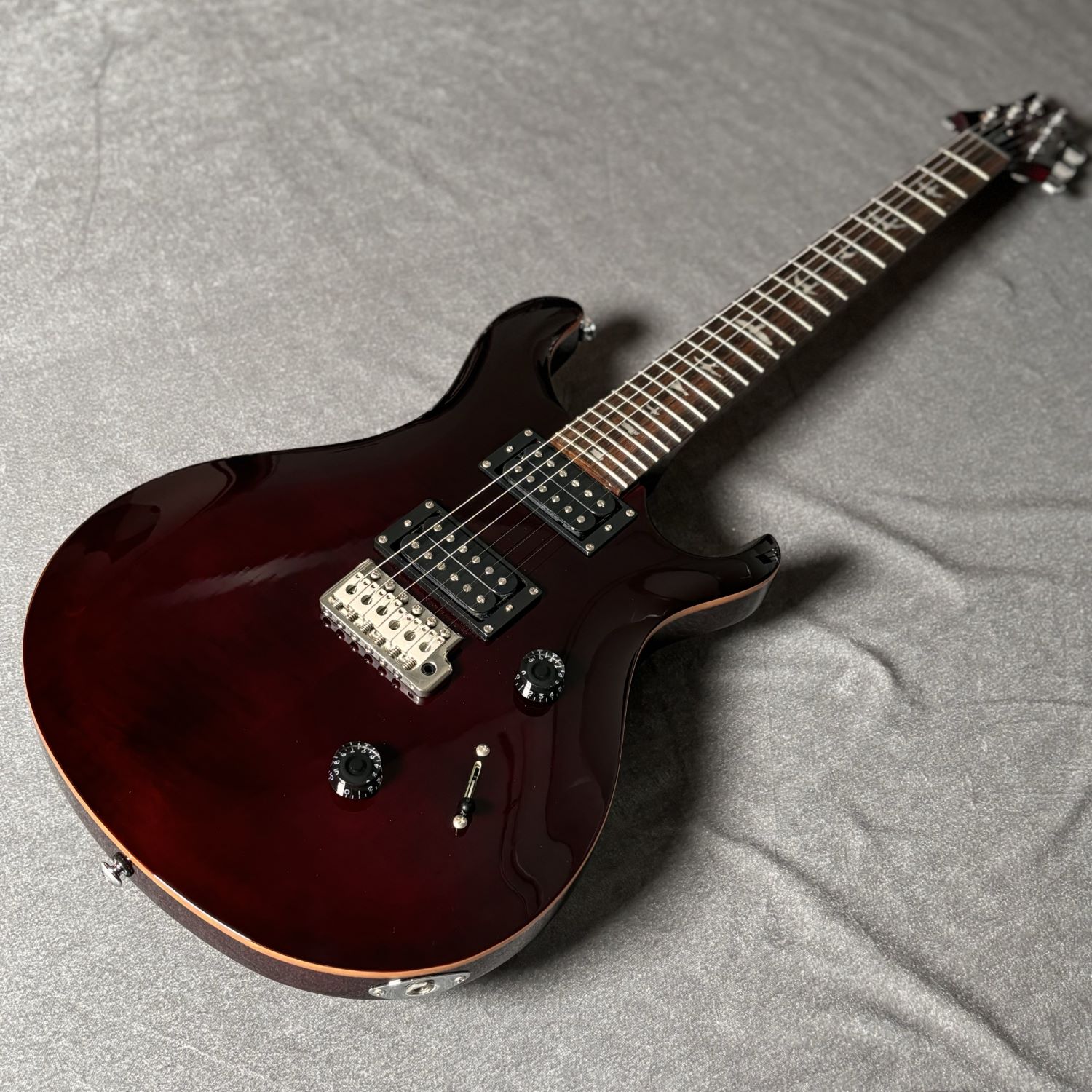 ★PRS SE カスタム24⭐︎フロイドローズ搭載モデル／used 楽天市場】prs se custom24 フロイドローズの通販