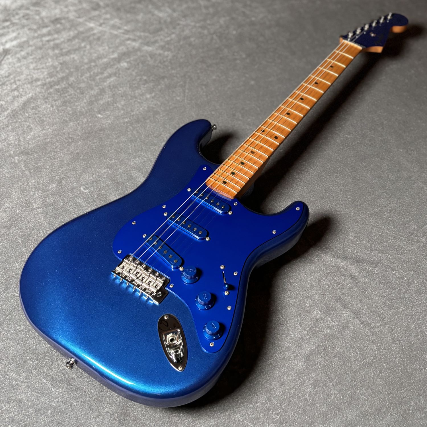 Rakuten - 【中古】Fender（フェンダー）/ LTD H.E.R STRAT【USED】【イオンモール綾川店】(2500002505186)