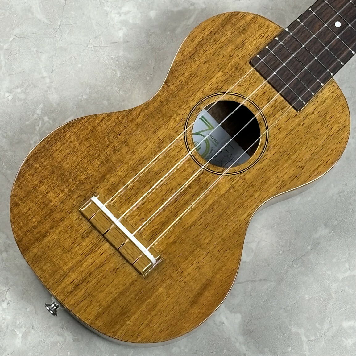 楽天市場】famous ウクレレ 中古の通販