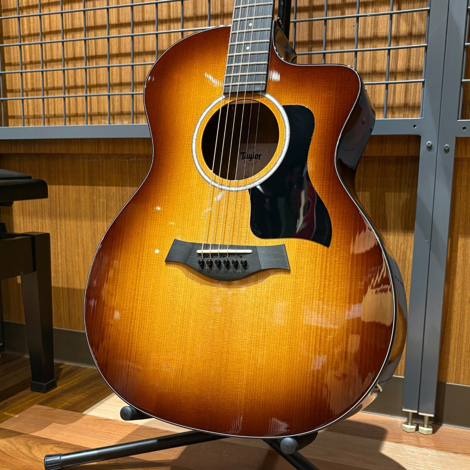 【中古】Taylor（テイラー）/ 214ce-Koa SB Plus【USED】【市川コルトンプラザ店】(2500002081369)