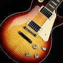 ソリッドボディや薄めのネックなど、60年代のスタイルを持ったLes Paul Standard【特徴】ボディトップにはAAグレードのフィギュアドメイプル、ボディバックにはウェイトリリーフを施さないソリッドのマホガニーを採用。ネックは60年代の特徴でもある薄めのシェイプとなっており握りやすく仕上げられています。ピックアップはヴィンテージのテイストを持ったバーストバッカー61R&バーストバッカー61Tを搭載。透明感のあるクリーントーンから艶やかな倍音を含んだ深みのあるドライブサウンドまで、豊かな表現力が際立つ王道のレスポールサウンドを実現しています。コンデンサーにはお馴染みのオレンジドロップが採用されている点も大きなポイント。往年のロックサウンドを求めるギタリストには是非ともオススメしたい一本です。【杢目マニア花井のイチオシポイント！】伝統的なレスポールのスタイルを継承しボディバックのマホガニーにはウェイトリリーフが施されずソリッド構造となっています。これにより重量は若干重めになりますが、ぐいっと前面に出てくる中音域の存在感や低音域の重厚な鳴りなどギターサウンドの要となる部分をしっかりと主張しており「これぞレスポール」と言った王道のサウンドを実現しています。程よいパワー感を持ったバーストバッカー61との相性も抜群。タイトで濃密なドライブサウンドはこのモデルならではの魅力です。この商品についての詳しいお問い合わせは TEL：0570-020-025 または「お問い合わせフォーム」よりお願いします。 【花井's Profile】長野県松本市出身。三度のメシより杢（もく）が好き、自他ともに認める杢目マニア。14年間勤務していた松本店では「ギター生産量日本一」の環境を活かし地元のメーカーや工房とコラボレーションしたショップオーダーモデルなどを多数企画。ギターの製作現場にて数々の職人とミーティングを重ね木材の知識やカスタムオーダーのノウハウを蓄積。これまで培った知識と経験を活かし、彼自身がセレクト〜撮影までおこなったギターをオンラインストアに掲載中。その魅力を全国のギターファンに伝えている。【詳細情報】BODY TOP ： AA Figured MapleBODY BACK ： Mahogany（none Weight Relief）NECK ： Mahogany (Slim Taper)FINGERBOARD ： RosewoodFRET ： 22FSCALE ： 628mmNUT ： Graph Tech（43mm）TUNER ： Grover Rotomatics with Keystone Buttons BRIDGE ： ABR-1 Tune-O-MaticTailpiece ： Aluminum Stop BarPICKUPS ： Burstbucker 61R、Burstbucker 61TCONTROLS ： 2Vol、2Tone、3Way SW（Hand wired with Orange Drop）COLOR ： Bourbon Burst STRINGS ： .010、.011、.016、.026、.036、.046CASE ： HardcaseWEIGHT ： 4.30kgJANコード：0711106035567【gibson】【gbsnmkm_kw】【kw_HRHM_EG】