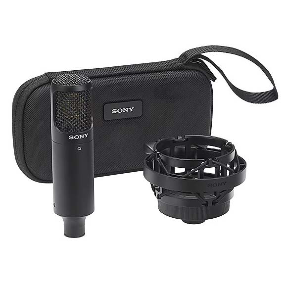 音の存在感を際立たせるφ25マイクカプセルの実装【特徴】高音質で定評のあるC-100用マイクカプセルを踏襲し、新たにC-80用マイクカプセルを開発。バックプレートの音響インピーダンスを低減し、高感度化を実現。高強度、高絶縁性を有する、ポリエーテルイミド（PEI）に高精度な樹脂切削加工を施した絶縁構造材を使用。カプセルケース、背面電極には高精度な切削加工による真鍮（ちゅう）を採用。振動膜には24金蒸着を施しています。これらを高精度に組み立て加工することで、高精度、高純度な歪みの少ない収音を実現しています。【近接効果を抑制し、安定した録音・配信を可能にするデュアルダイアフラム構造】カプセル背面には、「音響移相回路」を採用することにより、表面から収音する音質のみならず、背面から収音する音質の調整も行い、単一指向性を実現しています。音源がマイクに近づくと、近接効果と呼ばれる低音域が強調される現象が発生します。C-80は、マイクカプセルの背面側にも振動膜を配置するデュアルダイアフラム構造により、C-100と同等レベルの近接効果抑制を実現します。ボーカル やボイス収録などの際に口元をマイクに近づけても、安定した録音・配信が可能です。【C-800G/C-100から継承した「防鳴筐（きょう）体構造」を採用】マイクボディにはC-800GとC-100から継承した「防鳴筐（きょう）体構造」を採用し、ボディの鳴きを低減することで濁り音を排除し、クリアな音を実現します。また、屋外からの騒音 、自宅内の機器などから発生する不要な低周波ノイズを抑制する ローカットフィルター、過大な入力音による歪みを最小限に抑えるパッドスイッチ機能も搭載しています。【】信号ラインの抵抗に高精度な金属皮膜抵抗器を採用。力強く、精度の高い音質を実現しています出力端子には、接点に金メッキを施したXLR-3-12Cタイプを採用ローカットフィルター搭載パッドスイッチ機能【詳細情報】ハイレゾマイク仕様形式コンデンサー型マイクロホン指向特性単一指向性周波数特性20Hz-20,000Hz正面感度（0dB=1V／Pa）単一指向性：-30 dB（偏度±3 dB、0 dB=1 V/Pa, 1 kHz）ダイナミックレンジ単一指向性：125.5 dB以上出力インピーダンス90Ω±15%, 平衡型信号対雑音比（1kHz、1Pa）単一指向性：81.5dB以上固有雑音単一指向性：12.5dB SPL以下（0 dB=2×10-5 Pa）（IEC1 61672-1 A-Weighted, 1 kHz, 1 Pa）最大入力音圧レベル単一指向性：138 dB SPL以上（マイクロホンの出力信号が1 kHzで1%の波形ひずみを生じる入力レベルの等価入力音圧換算値、0 dB=2×10-5 Pa）本体出力コネクターXLR-3-12Cタイプコード／出力コネクター／長さ別売電源外部供給方式 DC 44 V-52 V（IEC1 61938 P48）大きさ（最大径×全長mm）40×158グリップ径（直径）40mm質量約215g付属品クレードルサスペンション×1、キャリングケース×1JANコード：4548736140714