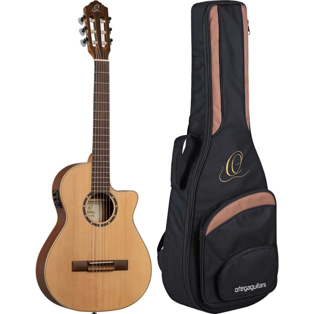 FAMILY SERIES Nylon String Guitar - 3/4 size【特徴】3/4 サイズのナイロン弦ギター。クラシックギターの材として古くから徴用される、スプルースをトップ板に採用し、レスポンスの良いサウンドが特徴です。プリアンプは Ortega オリジナルの USB-C リチャージブルMugus X を搭載(約5分間の充電で約10時間駆動/充電回数約1万回)。コントロールは、ボリューム、ベース、ミドル、トレブルの4種で、チューナーが内蔵されています。【詳細情報】・ Thinline body・ Spruce top, satin natural or black finish・ Mahogany back & sides, satin natural or black finish・ Cutaway・ ABS binding・ 12hole bridge・ 2way truss rod・ Magus X/G rechargeable・ Nut Width: 45mm・ Scale: 590mm / Frets: 19・ Strings: ORTEGA NYP34NJANコード：0842960186222