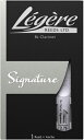 リード B♭クラリネット用 樹脂製 Signature【特徴】A very stable and free blowing reed that gives players absolute control of their sound and style. The L g re Signature for Clarinet delivers smooth tones that players can trust will last months. This reed is recommended for intermediate and advanced players in control of their playing style、 but can be enjoyed by players of all levels.【詳細情報】Strength：2.75JANコード：0827778201107