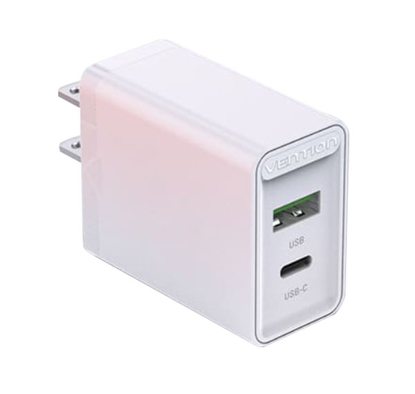 Two-Port USB(A+C) Wall Charger (18W/20W) JP-Plug White【詳細情報】対応プロトコル(USB-A)：　QC 3.0/FCP/AFC/BC 1.2/Apple 2.4A対応プロトコル(USB-C)：　PD 3.0/QC 4.0/QC 3.0/FCP/AFC/BC 1.2/Apple 2.4A定格出力(USB-A)：　5V 3A; 9V 2A; 12V 1.5A定格入力(USB-C)：　5V 3A; 9V 2.22A; 12V 1.67Aデュアルポート出力(USB-A+USB-C)：　5V 3.4A電気メッキ処理：　ニッケルメッキシェル：　PC耐火性等級：　UL 94V-0保証：　1年パッケージ：　カラーボックスJANコード：4589662878524