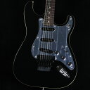 Tom Morello Stratocaster Rosewood Fingerboard Black S/N:MX22312377【特徴】本モデルはトム・モレロがAudioslaveで使用していた、モディファイされたDesigner Series Stratをベースに開発されています。バインディングが施されたスラブアルダーボディ、22本のミディアムジャンボフレットを装備した9.5インチ 14インチラジアスへと変化していくコンパウンドラジアスローズウッド指板のDeep Cメイプルネック、Floyd Rose ロッキングトレモロ、Seymour Duncan社のHot Railsブリッジハムバッカー、Fender Noiseless ネック＆ミドルピックアップ、クロームピックガード、ミュートトグルスイッチ、ロッキングチューナー、そしてアイコニックな『Soul Power』ボディデカールなど、トム・モレロのアイデンティティそのものとも呼べる強烈な個性に満ち溢れたスペックをフィーチャーしています。ボディに細かい擦り傷、ロックナット部分、指板サイドに仕上げの甘さがございますが演奏使用において問題はございません。【商品のコンディション】アウトレット・メーカー保証付属・現品画像掲載ボディに細かい擦り傷がございます。ロックナット部分、指板サイドに仕上げの甘さがございます。プレイアビリティに関してはFender Musicの検品基準を満たした個体となります。アウトレット品の為、細かいスリキズや小さなキズがある場合がございます。【詳細情報】ボディAlderボディフィニッシュGloss PolyesterボディシェイプStratocaster ボディ素材AlderネックMapleネックフィニッシュSatin UrethaneネックシェイプModern "C"フィンガーボードラジアス9.5" to 14" Compound Radius (241 mm-355.6 mm)フィンガーボードの素材RosewoodポジションインレイWhite Pearloid Dotフレット数22ナットFloyd Rose FRT 02000 Lockingナット幅1.675" (42.5 mm)ナットの素材Floyd Rose FRT 02000 LockingブリッジピックアップSeymour Duncan Hot Rails Strat SHR-1BミドルピックアップVintage Noiseless Single-Coil Strat ネックピックアップVintage Noiseless Single-Coil Strat ピックアップコンフィギュレーションHSSコントロールMaster Volume, Tone 1. (Neck/Middle Pickups), Tone 2. (Bridge Pickup)スウィッチ5-Position Blade: Position 1. Bridge Pickup, Position 2. Bridge and Middle Pickup, Position 3. Middle Pickup, Position 4. Middle and Neck Pickup, Position 5. Neck PickupAUXILIARY SWITCHING2-Position Toggle "Kill SwitchブリッジFloyd Rose FRT-O2000 Double-Locking Tremolo (Recessed)ピックガード1-Ply Mirrored ChromeピックアップカバーBlackコントロールノブKnurled DomeSWITCH TIPBlackハードウェアフィニッシュNickel/ChromeチューニングマシーンDeluxe Cast/Sealed LockingストラップボタンSchaller Locking重量：3.92kg付属品：ハードケース、保証書、認定書、ケース鍵,レンチ、認定書,トレモロアーム、ステッカー保証内容はプレイアビリティに関する場合のみのアウトレット保証となります。【ご注意】●メーカー保証付き（一部除外商品あり）。メーカー保証期間終了後も島村楽器全店で通常よりもお安く修理、調整いたします。●この商品についての詳しいお問い合わせは TEL：0570-020-025 または「お問い合わせフォーム」よりお願いします。●こちらの商品はオンラインストア限定で販売しております。●売却時の商品情報の削除は迅速を心掛けておりますが、万一ご注文後に売り切れとなっておりました場合は誠に申し訳ございませんがご容赦ください。●商品によって、調整等でお届けにお時間をいただく場合がございます。予めご了承ください。■管理コード:0138000623162【Fender_b】