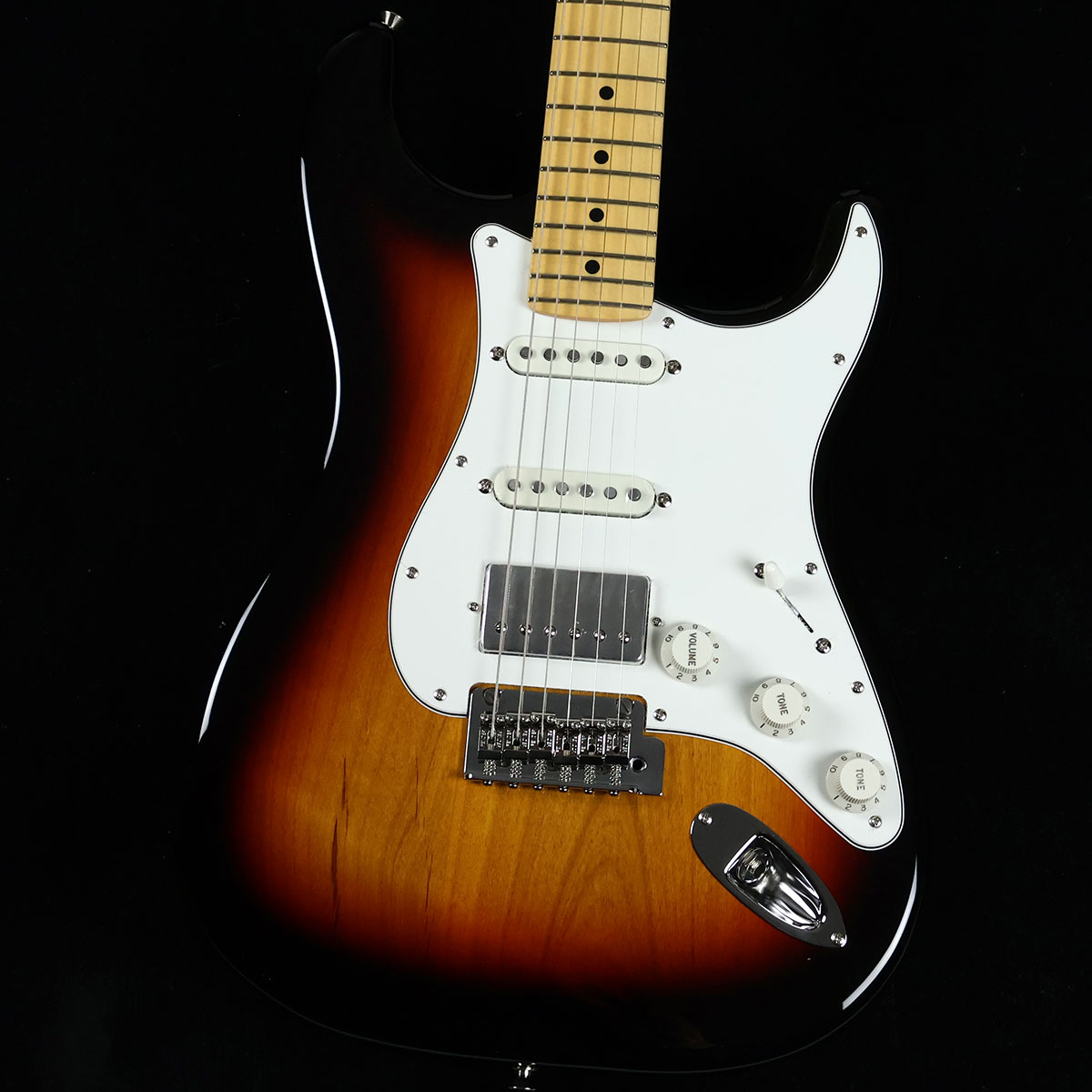 Fender Hybrid II Stratocaster HSS 3-Color Sunburst 2024年限定モデル フェンダー ハイブリッド2 ストラトキャスターHSS【未展示品・専任担当者による調整つき】【ミ・ナーラ奈良店】