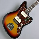 セル巻きネック、ブロックポジションマークが特徴的な1966年モデルを再現したAmerican Vintage II 1966 Jazzmaster【特徴】当時のジャズマンたちは太く、甘い音色が出しやすいギブソンのギターを愛用していることが多く、テレキャスターやストラトキャスターを使用しているプレーヤーは非常に少なくフェンダー社は苦戦を強いられていました。そのような中で天才レオ・フェンダーが開発し、1958年に市場に投入されたモデルがジャズマスターとなります。ジャズギタリストをソリッドボディのエレクトリックギターに向かせることを意図して開発されたこのモデルは、当時ジャズギタリストの間で主流だった箱型のアーチトップとはまったくかけ離れた、突拍子もないものとして大衆の目に映り、結果としてはジャズギタリストには受け入れられませんでした。一方で、60年代のサーフギタリストに予想外に人気を博し、受け入れられるようになり、その後、インディーロック、オルタナティヴ、カントリーミュージックといったジャンルのプレイヤーの間で絶大な人気を得ることになったのです。【商品のコンディション】新品・展示品・メーカー保証付属・現品画像掲載【担当者コメント】その名の通り当時のジャズマンへ向けて作られたモデルであり、ストラトキャスターやテレキャスターとも違う新たなピックアップは通常のシングルコイルよりも太い音色を持ち、ジャズマスターのキャラクターを確立しました。しかしながらジョーパスら一部のジャズマンには好評でしたが、レスポールやES175等にとってかわることは出来ませんでした。その後、他ジャンルのギタリストに愛用され、現代でも様々なジャンルのギタリストに愛用されるフェンダーを代表するモデルとなっています。（担当：勝部）この商品についての詳しいお問い合わせは TEL：0570-020-025 または「お問い合わせフォーム」よりお願いします。【】今回入荷したモデル、American Vintage II 1966 Jazzmasterは1966製のモデルを再現しています。セル巻仕上げの “C”シェイプのメイプルネックを採用し、21本のヴィンテージトールフレットを配した7.25インチラジアスのラウンドローズ指板を備えた姿は、まるで1966年よりタイムスリップして来たかのような錯覚さえ覚えます。コントロールには3wayのトグルスイッチ、マスターヴォリューム、マスタートーンとフロントピックアップのプリセットコントロールという仕様。またプリセットスイッチを使ったフロントPUサウンドと使わない時のフロントPUサウンドに変化が見られるのも特徴の一つです。特許取得のフローティングトレモロ、スレデッドサドル式のアジャスタブルブリッジ、リズム／リード回路に配線されたPure Vintage '66 Jazzmasterピックアップが、クラシックなトーンとオーセンティックなフィーリングを生み、見事に当時のサウンドを現代に蘇らせています。【詳細情報】Body Material： AlderBody Finish： Nitrocellulose LacquerNeck： Maple, 1966 “C”Neck Finish： Gloss Nitrocellulose LacquerFingerboard： Bound Round-Laminated Rosewood, 7.25” (184.1 mm)Frets： 21, Vintage TallPosition Inlays： Pearloid Block (Bound Round-Laminated Rosewood)Nut (Material/Width)： Bone, 1.650” (42 mm)Tuning Machines： Pure Vintage Single Line “Fender Deluxe”Scale Length： 25.5” (64.77 cm)Bridge： Pure Vintage Jazzmaster with Threaded Steel Barrel SaddlesPickguard：4-Ply Tortoiseshell (800)Pickups： Pure Vintage ‘66 Single-Coil Jazzmaster (Bridge), (Middle), Pure Vintage ‘66 Single-Coil Jazzmaster (Neck)Pickup Switching： 3-Position Toggle (Lead Circuit)Auxiliary Switching： 2-Position On/Off Slide Switch for Switching Between “Lead” and “Rhythm” CircuitsControls： Lead Circuit Controls (Slide Switch Down)： Master Volume, Master Tone; Rhythm CircuitControls (Slide Switch Up)： Two Thumbwheel Controls for Neck Pickup Volume and Tone Control Knobs： White “Witch Hat”Hardware Finish： Nickel/ChromeStrings： Fender USA 250R Nickel Plated Steel (.010-.046 Gauges), PN 0730250406Case/Gig Bag： Vintage-Style Black (Orange Interior)■重量：3.78kg■製造年（代）：2020■シリアルNo：V2204729 【ご注意】 ●メーカー保証付き。メーカー保証期間終了後も島村楽器全店で通常よりもお安く修理、調整いたします。●商品の詳細、状態などはオンラインストア 0570-020-025 または商品画像下の「お問い合わせ」ボタンよりお問い合せください。●商品は専任スタッフ及び専属リペアマンの調整・弦交換含めたクリーニング・最終チェックをした上で出荷させていただきます。●こちらの商品はイオンモール幕張新都心店店頭でも同時に販売しております。　●店頭売却時の商品情報の削除は迅速を心掛けておりますが、万一ご注文後に売り切れとなっておりました場合は誠に申し訳ございませんがご容赦ください。●商品によって、調整等でお届けにお時間をいただく場合がございます。予めご了承ください。 ■管理コード:0209000651124