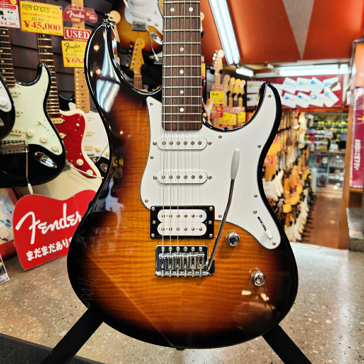 ※当店の商品は専門スタッフによって調整済みです。※商品の詳細は電話、メールにてお気軽にお問い合わせください。※買取・下取りにも力を入れておりますので是非ご相談ください!TEL:03-3293-7706Mail:shimokura@shimokura-gakki.com