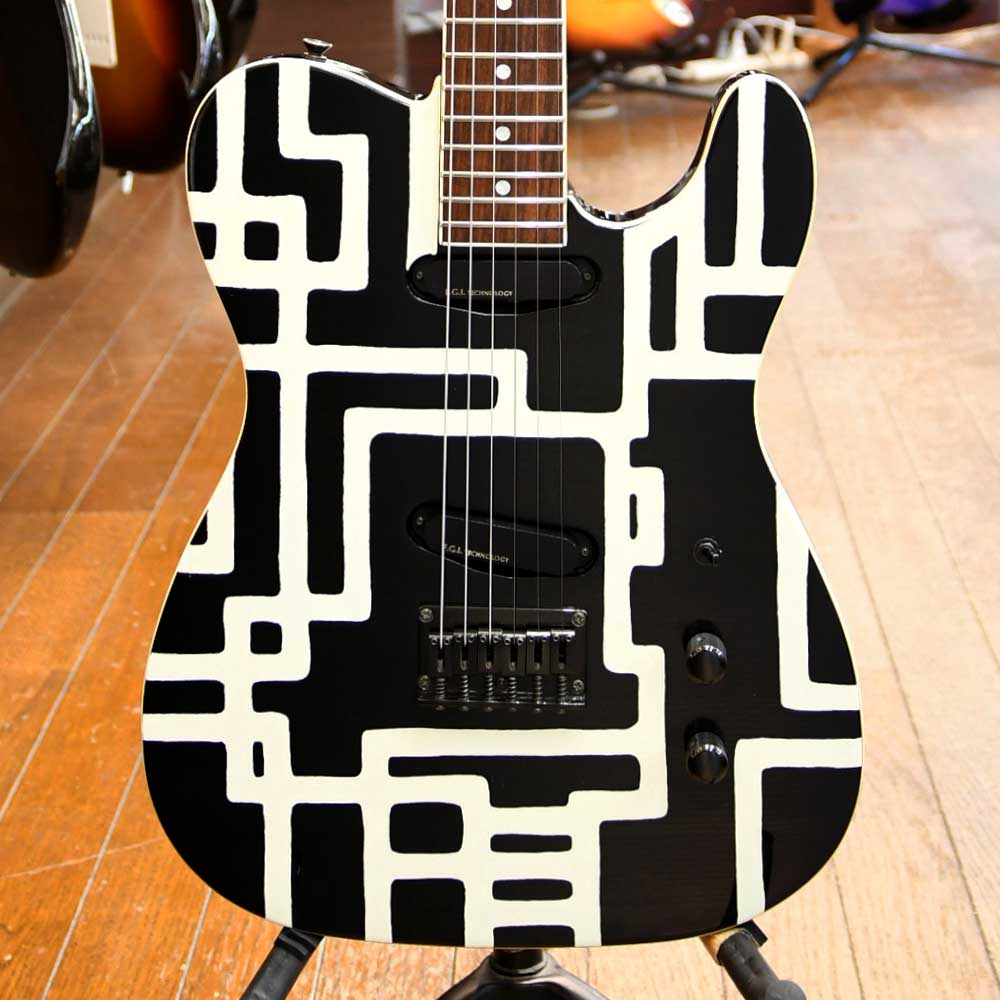 布袋寅泰 Signature Model【状態】擦り傷や打痕等が多数あります。ネックに反りはなく、トラスロッドも余裕があります。フレットの残りは6割程度です。当店の商品は専門スタッフによって調整済みです。商品の詳細は電話、メールにてお気軽にお問い合わせください。買取、下取りにも力を入れておりますので是非ご相談ください!(TAX FREE. 免税販売を行っています。 TAX FREE 可提供免税 )TEL 03-3295-4611Mail secondhands@shimokura-gakki.com