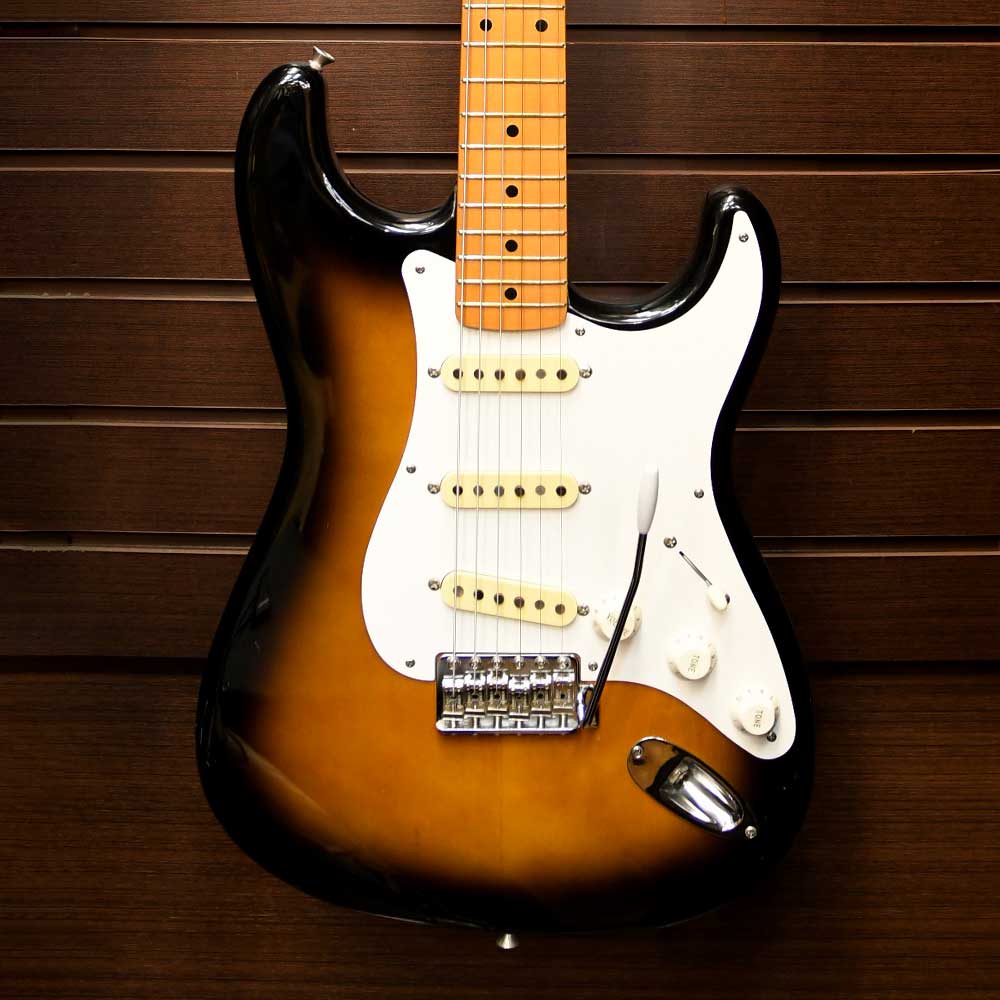 1991～1992年製【状態】擦り傷や打痕等が多数あります。ネックに反りはなく、トラスロッドも余裕があります。フレットの残りは7割程度です。ソフトケース付属当店の商品は専門スタッフによって調整済みです。商品の詳細は、お気軽にお問い合わせください。シモクラセカンドハンズPart103-3295-4611