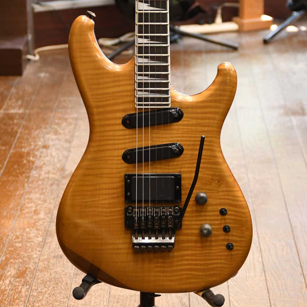 商品の状態につきましては随時更新しておりますが お急ぎの場合にはお問合せください。当店の商品は専門スタッフによって調整済みです。買取、下取りにも力を入れておりますので是非ご相談ください!(TAX FREE. 免税販売を行っています。 TAX FREE 可提供免税 )TEL 03-3295-4611Mail secondhands@shimokura-gakki.com