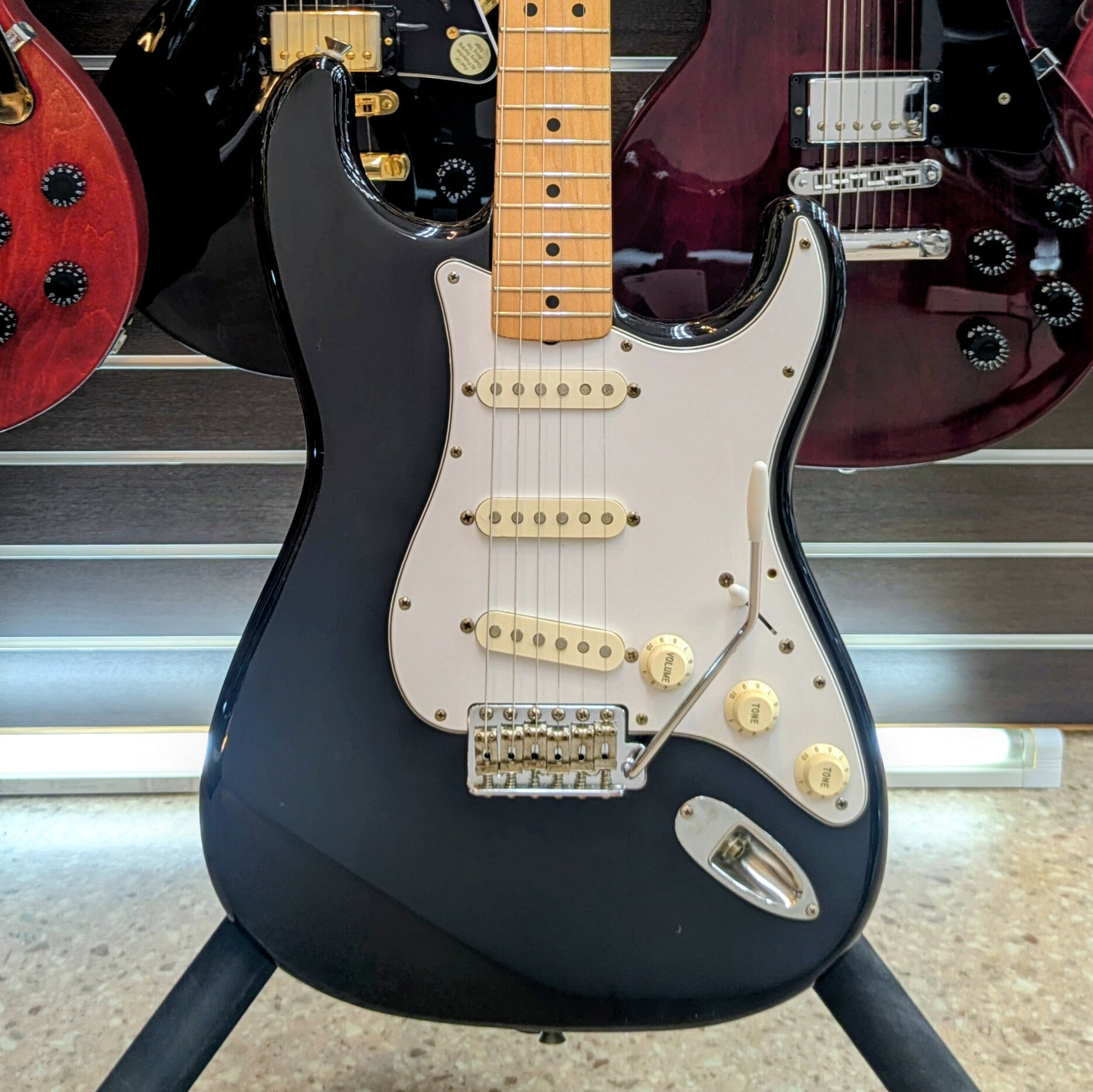 【中古】Fender JapanST-STD