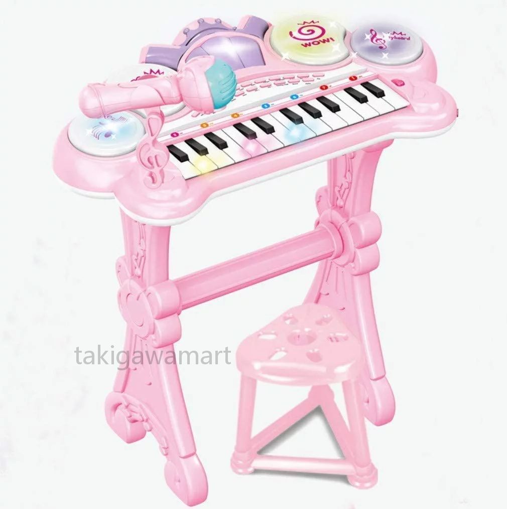 【知的教育機器】幼児や赤ちゃんに特に適した幼児期の子供の音楽的才能を育成します。子供の知性、想像力、創造性を促進し、手、目、耳の調整、脳の記憶の発達、感情を育むことができます。知育玩具として、お子様の成長期にお勧めです。 【多機能楽器】キーボード24本、楽器8本、リズムパターン4本、打楽器4本、各種音量、カラオケ、携帯電話、MP3などをすべて接続できます。録音再生機能付き、マイク。ティーチングモードボタンを押すと、曲の最初の音符に沿ったキーボードが発光します。いずれかの鍵盤を押しても、メロディーが1つずつ弾かれ、伴奏が入ります。便利な椅子が付いています。 【ギフトとしてお勧め】出産祝い、お子様の誕生日、クリスマスプレゼント、お子様の日のプレゼント、お正月プレゼント、おめでとうございます。それは子供のための教育および教育玩具として非常に適しています。 【注意】No.5×4セクション（別売）。電池は別売りですので、別途ご購入ください。※ブラケットは取り外し可能で、キーボード本体のみ使用できます。リズム、ドラム、マイクは録音されません。