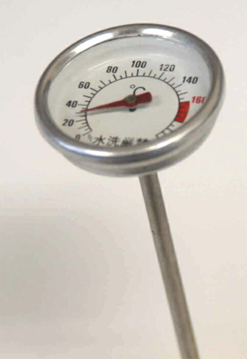 ●サイズ/37×37×102mm● 重量/14g燻製づくりには温度管理が肝心です。