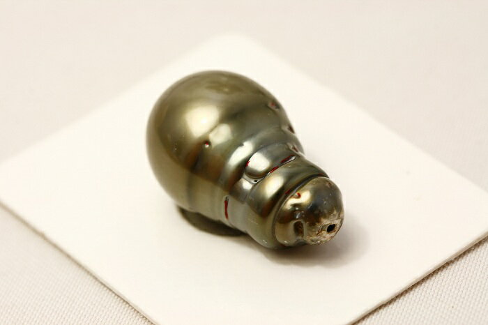 タヒチ黒蝶真珠パールルース　両穴　21×12mm　ブラックグレーカラー