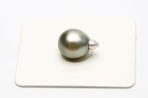 タヒチ黒蝶真珠パールルース 両穴 13×10mm グリーンカラー タヒチ黒蝶真珠パールルース 両穴 13×10mm グリーンカラー