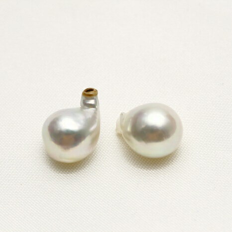 アコヤ真珠パールルース 2ピース 8.5-9.0mm ナチュラルカラー アコヤ真珠パールルース 2ピース 8.5-9.0mm ナチュラルカラー
