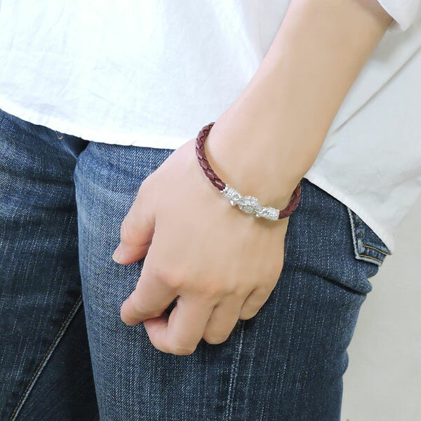 【ポイント10倍中】ブレスレット 牛革 編み込み 赤紫色 八角形 マグネット留め ドゥルージー シルバーVシルバー925 レディース 人気 おすすめ カジュアル トレンド 入学 入園 入社 新生活 就職祝い プレゼント ギフト