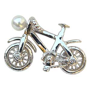 【ポイント10倍】ラペルピン ブローチ 真珠 パール オートバイ バイク あこや本真珠 ピンズ 送料無料 人気 おすすめ カジュアル トレンド プレゼント ギフ...