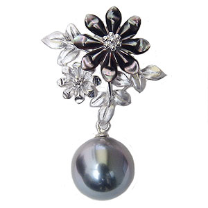 【ポイント10倍】パール ブローチ フォーマル 真珠 ラペルピン ピンズ メンズ タヒチ黒蝶真珠 10mm 黒蝶貝 花 フラワーモチーフ ブラックパール 黒真珠...