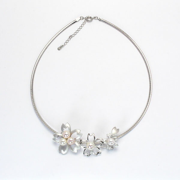 【ポイント10倍】【本真珠】あこやパール ブローチ フォーマル セレモニー 冠婚葬祭 パーティー シルバー製 国産 上品デザイン プレゼント ギフト ジュエリー...