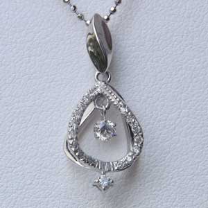 【ポイント10倍 12/26 1:59まで】ダイヤモンド ペンダントトップ k18 ホワイトゴールド アンティーク調 送料無料 人気 おすすめ カジュアル トレンド クリスマス プレゼント ギフト 自分買い 福袋