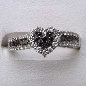 【10%OFF 12/3 20時より】指輪ダイヤモンド リング ブラックダイヤ ハート k18 指輪 カジュアル 人気 おすすめ トレンド プレゼント ギフト ...