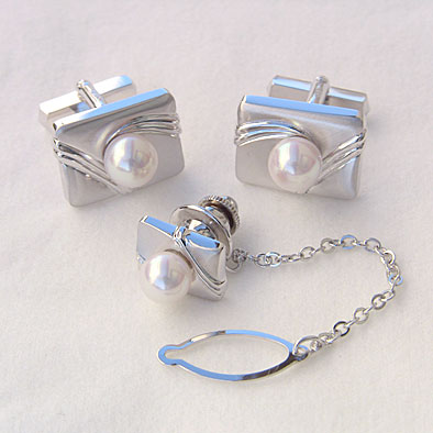 【10%OFF 12/3 20時より】メンズ 2点セット アコヤ本真珠 タイタック カフス パール ホワイトピンク系 7mmV シルバー 人気 おすすめ カジュ...