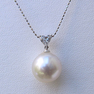 【10%OFF 12/3 20時より】南洋白蝶真珠 パールペンダントトップ ダイヤモンド ペンダントヘッド 12mm ハートシェイプダイヤ 送料無料 人気 おす...