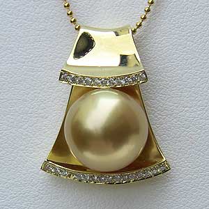 【ポイント10倍 6/14 0時より】南洋白蝶真珠 k18ペンダントトップ ダイヤモンド パール 12mm ゴールド系 送料無料 人気 おすすめ カジュアル トレンド プレゼント ギフト 夏ジュエリー ボーナス