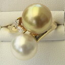 9mmのピンクホワイトと10mmのゴールドの南洋白蝶真珠が寄り添ったキュートで上品なリングです。 真珠の脇についたマーキスのダイヤモンドが華を添えています。 真珠明細 ■南洋白蝶真珠　形:ラウンド　色:ピンクホワイト系　約9mm　ゴールド系　約10mm 真珠のグレード ■ピンクホワイト系　照り:AAA　巻き:AA　キズ:AAA　■ゴールド系　照り:AAA　巻き:AAA　キズ:AA 地金 ■k18　ゴールド 脇石 ■ダイヤモンド　形:マーキス　2石　0.13ct 指サイズ ■8号-15号　※その他のサイズについてはお問い合わせ下さい。 サイズ ■縦（リングを上から見たときの縦）約19mm　腕の幅：3.3mm 備考 ※自然光の下で撮影しております。 　 PC環境等で若干お色目が異なる場合がございます。ご了承下さいませ。 商品の発送まで約2〜3週間程です。（当店営業日） 繁忙期・その他の状況により、それ以上お時間がかかる場合がございます。 2024 母の日のプレゼントに パールは6月の誕生石 ＼パール ジュエリー 真珠の杜ではさまざまなアイテムをご用意しております／ ■シーン別 当店のジュエリーは ご自分へのご褒美やお誕生日プレゼント 結婚記念日の贈り物 ギフトとしてはもちろんクリスマス Xmas Christmas プレゼント ホワイトデーのお返し 結婚 誕生日 卒業式 入学式 新生活 母の日 敬老の日 出産祝い 結婚 入学 就職 卒業 婚約 成人のお祝い 記念品 真珠婚 彼女 恋人 妻 嫁さん 奥さん 女性 へのプロポーズにも喜ばれる レディース メンズ ジュエリー アクセサリーを取り揃えております ■向け 2020 5周年 10周年 20周年 30周年 普段使い 日常使い デイリー カジュアル 冠婚葬祭 フォーマル ラグジュアリー 10代 20代 30代 40代 50代 60代 大人 女性 男性 レディース メンズ カップル 自分へのご褒美 ハロウィン バレンタインデー ホワイトデー ボーナスセール 春 夏 秋 冬 ■商品詳細 宝石の取り扱いは、花珠真珠 真珠 本真珠 パール PEARL pearl アコヤ あこや 南洋真珠 南洋白蝶真珠 ゴールドパール ゴールデンパール 黒真珠 黒蝶真珠 タヒチ真珠 ブラックパール 淡水真珠 湖水真珠 ケシ真珠 芥子真珠 2mm 3mm 4mm 5mm 6mm 7mm 8mm 9mm 10mm 11mm 12mm 13mm 14mm 15mm を中心に ダイヤモンド 0.1ct 0.2ct 0.3ct 0.4ct 0.5ct 0.6ct 0.7ct 0.8ct 0.9ct 1ct 誕生石 カラーストーン ガーネット アメジスト アクアマリン エメラルド ムーンストーン ルビー ぺリドット サファイア サファイヤ ピンクトルマリン オパール シトリン ブルートパーズ ターコイズ トルコ石 タンザナイト ラピスラズリ 一粒 3石 3ストーン スリーストーン 7色 虹色 レインボー 10石 10粒 テンダイヤモンド リング 指輪 ペアリング 結婚指輪 婚約指輪 エンゲージリング マリッジリング フルエタニティリング ハーフエタニティリング ピンキーリング 鑑別書 品質保証書 ギフト対応 instagram インスタ インスタ映え # ハッシュタグ insta SNS twitter ■素材 地金の取り扱いは k18 18K 18金 K10 10K 10金 イエローゴールド ピンクゴールド ホワイトゴールド YG PG wg プラチナ プラチナ900 pt900 pt シルバー925 純プラチナ ■モチーフ ダイアモンド リボン ハート 馬蹄 ホースシュー イニシャル 鍵 雫 一粒ダイヤモンド 四葉 クローバー 猫 キャット 犬 ドッグ 星 スター 月 ムーン 十字架 クロス ベビーリング フラワー 花 ティアラ 王冠 スマイル 取り巻き アミュレット バタフライ 一粒ダイヤ diamond パヴェ 桜 プルメリア ミラーボール 聖母マリア メダイ ベビースプーン 蛇 スネーク フクロウ 梟 骸骨 スカル 馬 カエル 蛙 ■産地 三重県 伊勢 志摩 愛媛県 宇和島 長崎県 壱岐 対馬 オーストラリア インドネシア タヒチ、ニューカレドニア、クック諸島 ■サイズ 1号 2号 3号 4号 5号 6号 7号 8号 9号 10号 11号 12号 13号 14号 15号 16号 17号 18号 19号 20号 21号 22号 18cm 40cm 43cm 45cm 50cm 80cm 100cm 華奢 幅広 ■当店 通販は全国3,000円以上で 送料無料 ポイント消化 でお買い物 訳あり 新作 ランキング 低価格 安い 幸運 お守り アミュレット 縁起 厄除け 厄除 お守り マルチ かわいい おしゃれ お洒落 キラキラ 上品 高級 おすすめ&nbsp; &nbsp; ゴールドとホワイトの贅沢なリング &nbsp; 南洋白蝶真珠:ダイヤモンド:リング:K18:ゴールド &nbsp; 9mmのピンクホワイト系と 10mmのゴールド系の 南洋白蝶真珠です。 &nbsp; 真珠の脇のマーキスのダイヤモンドが アクセントになった華やかなリングです。 &nbsp; □　商品詳細　□ 真珠の明細 ■南洋白蝶真珠　形:ラウンド　色:ピンクホワイト系　約9mm　ゴールド系　約10mm　 真珠のグレード ■ピンクホワイト系　照り:AAA　巻き:AA　キズ:AAA　　■ゴールド系　照り:AAA　巻き:AAA　キズ:AA 地金 ■K18　ゴールド 石 ■ダイヤモンド　形:マーキス　2石　0.13ct　 サイズ ■8号-15号　※その他のサイズについてはお問い合わせ下さい。 ■縦（リングを上から見たときの縦）約19mm　腕の幅：3.3mm 特徴 9mmのピンクホワイトと10mmのゴールドの南洋白蝶真珠が寄り添ったキュートで上品なリングです。 真珠の脇についたマーキスのダイヤモンドが華を添えています。 備考 ※自然光の下で撮影しております。 PC環境等で若干お色目が異なる場合がございます。ご了承下さいませ。 □　真珠のグレード（評価）　□　 真珠は生きている貝から形成される海産物であり自然が生む出すものです。 「真珠の杜」ではお客様に良い真珠を知っていただき安心してお買い物を して頂きたいと考え、自社の基準を設けています。 ■照り（輝き） AAA:非常に良い　AA:普通　A:少なめ ■巻き（真珠層の厚み）　 AAA:厚い AA:厚め A:普通 ■キズ（エクボなど） AAA:少ない AA:少なめ A:ややある 淡水パールには「核」が無いため、核からの真珠層の厚みを示す「巻き」の表示はございません。 &nbsp;