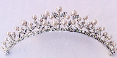真珠 パール ティアラ 真珠 フラワー 式 冠婚葬祭 送料無料 人気 おすすめ カジュアル トレンド プレゼント ギフト ジュエリー ブラックフライデー