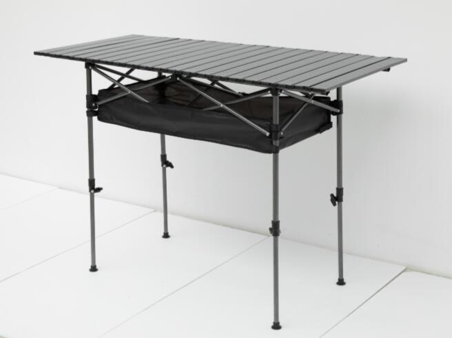 Rakuten - アウトドアテーブル 折りたたみ ロールテーブル ローテーブル 120cm×70cm 高さ45cm 大きい アルミ 軽量 コンパクト バーベキューテーブル アウトドア キャンプ レジャーテーブル BBQ ブラック 木目調 折り畳み 金属