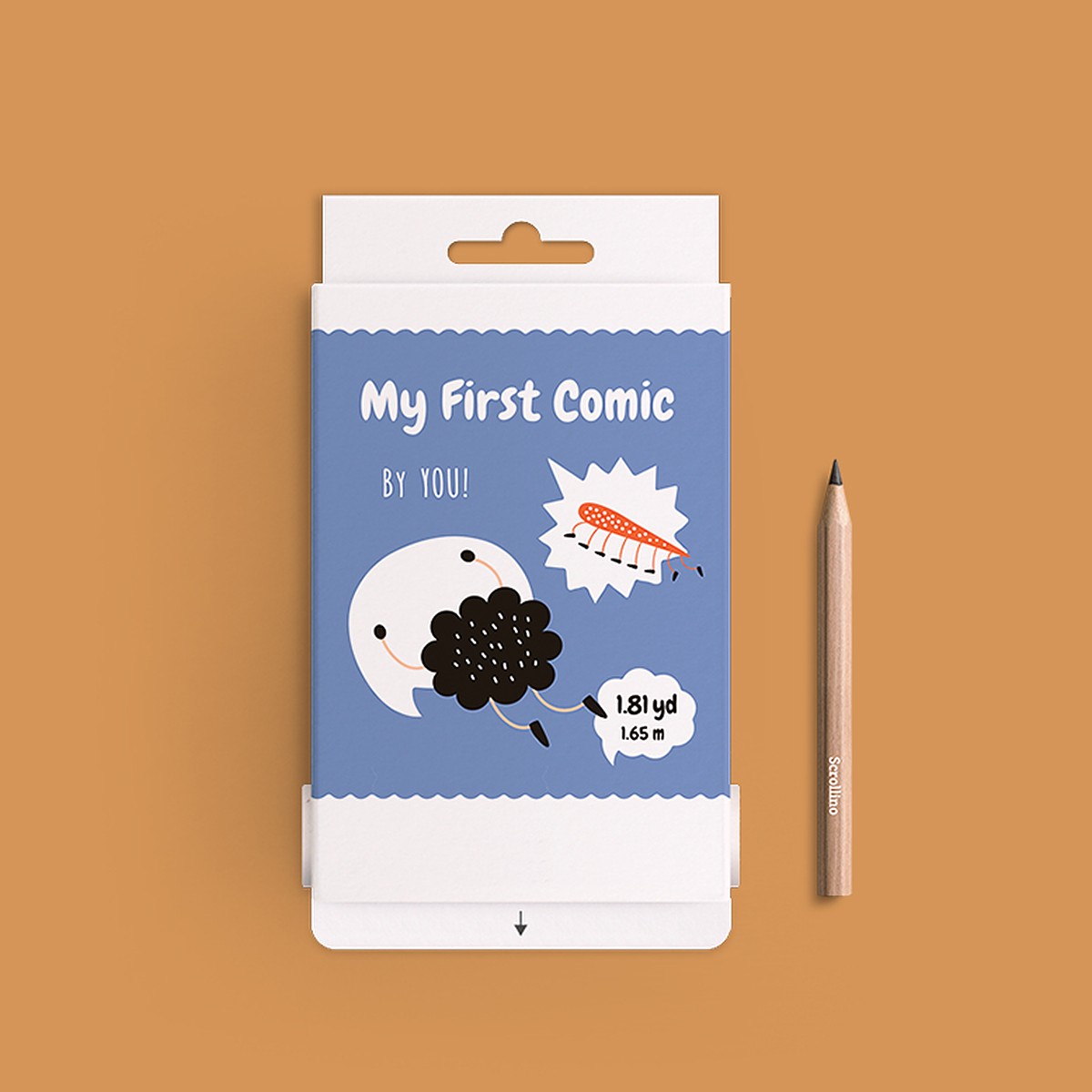 コマ割りに沿って、自分だけのコミック（マンガ）をかいてみよう。登場人物は、自分で考えても、知っているヒーローでも。かき終えたら鉛筆で巻き戻して、家族や友だちに見せられます。■Scrollino（スクロリーノ）とはページをめくる代わりに紙を引き出して読み進め、鉛筆で巻き戻して楽しむ、巻き取り式の絵本です。2014年にルドミラ＆シルヴァン・ファヴァルダンが考案し、フランスでデザイン、チェコ・プラハの工房で製造しています。電池もスクリーンも使いません。■使い方1. タブを下にひっぱると、何がでてくるかな？2. 紙を引き出しながら、絵をかいていきます。3. サイドのスクローラーに鉛筆を差し込み、くるくる回して巻き戻します。鉛筆のほか、箸やストローなどでも巻き戻せます。■商品仕様・タイトル：Scrollino My First Comic・内容：コマ割りに沿ってかく、はじめてのコミック・紙の長さ：約1.7m・付属品：木製鉛筆1本・パッケージ寸法：約 幅8×奥行3×高さ12cm・重さ：約36g・対象年齢：6歳以上・言語：英語（パッケージ・本文）・素材：紙（ボックスはFSC認証紙）、スクローラー（堆肥化可能な素材）・原産国：チェコ・安全規格：CE・UKCA・ISBN：978-80-88374-10-7■在庫について当店での販売は、今ある在庫限りです（再入荷の予定はありません）。■ご注意・スクローラーに小さな部品があります。3歳未満のお子さまには与えないでください。・口に入れないでください。・付属の鉛筆の形や色は、製造時期によって異なる場合があります。・お使いの画面によって、実物と色の見え方が異なる場合があります。■ブランドについてScrollinoは、世界57カ国・5,000以上のショップやミュージアムで扱われています（メーカー発表）。製造時に出る端材は部品や店頭ディスプレイに再利用し、プラスチックを使わないものづくりを続けています。日本総代理店：垣衣合同会社