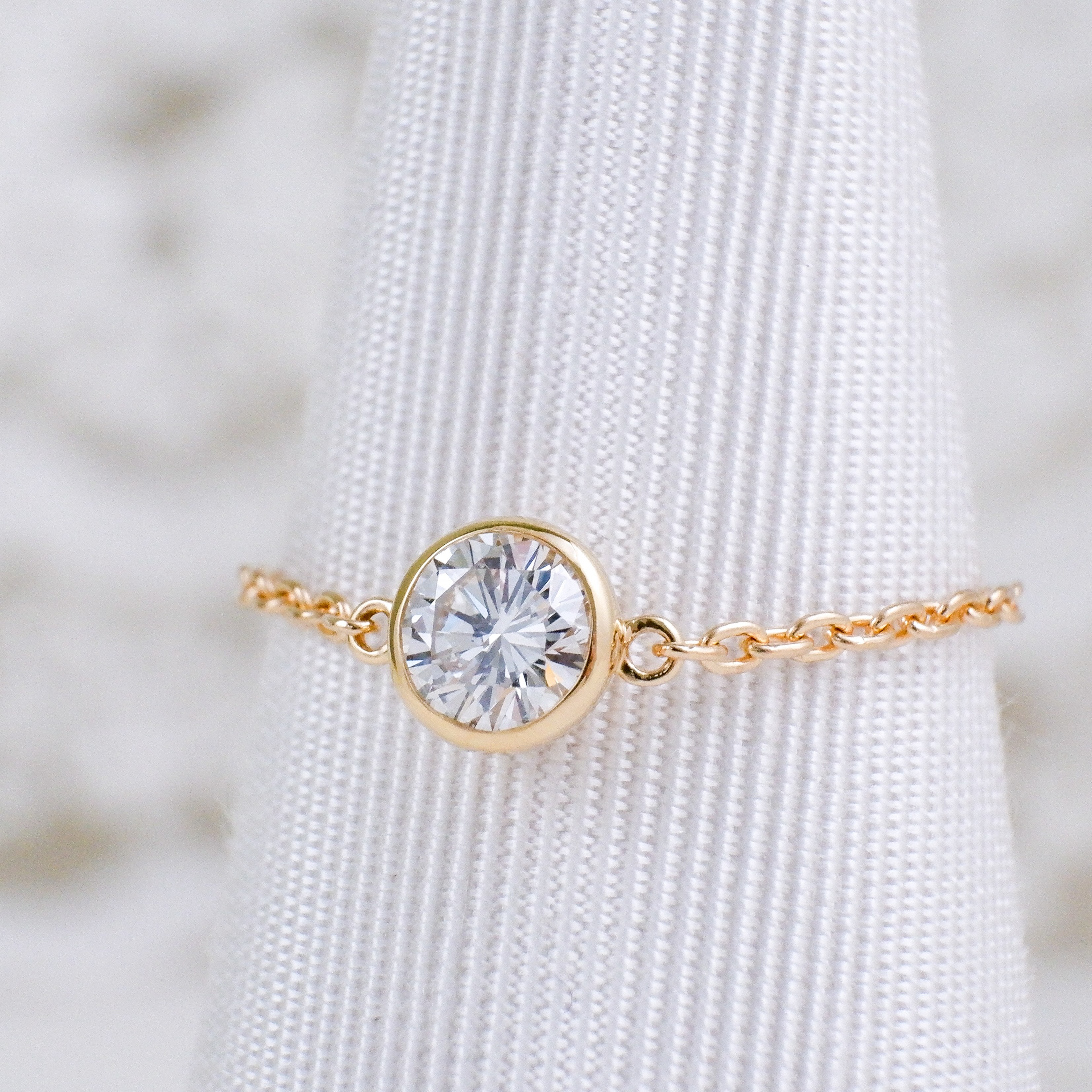K18YG ダイヤモンド チェーンリング Grand Bezel（グランベゼル） 0.4ct Dカラー SI1クラス VERYGOODカット レディース 一粒 diamond ring gold lady's ダイヤ リング 指輪 チェーン幅1.5mm