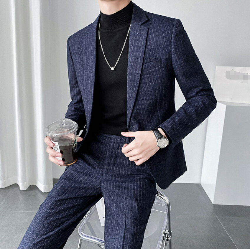 ストライプスーツ メンズ 2点セット韓国風 縞柄 ビジネス セレモニースーツ フォーマル スリム パーティー サラリーマン 結婚式 卒業式 高品質 紳士服 二次会 通勤 演出 2ピーススーツ ジャケット+パンツ 一つボダンスーツ 3色 M～5XL