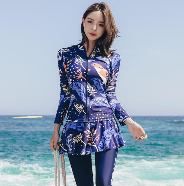 新着 夏 水着 レディース 女性 着痩せ 花柄 5点んセット 保守 露出控えめ ラッシュガード+レギンス+トップス+三角パンツ+スカート 長袖 日焼け防止 胸パット付き おしゃれ 送料無料 潜水 ウエットスーツ サーフィン 水泳 プール 温泉 水着 体型カバー