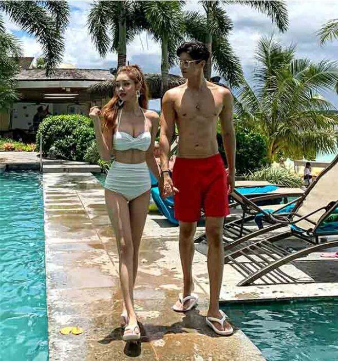 水着 レディース 女性用 ムスリム 保守的 花柄 プリント ジップアップ フルジップ 長袖 長ズボン カップ付き 胸パッド 体型カバー 露出控えめ プール ビーチ 海水浴 伸縮性 速乾性