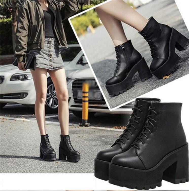 商品名 靴 素材 PU/ゴム カラー ブラック 厚さ 普通 柔軟性 普通 セット内容 ブーツ 「記載のないアクセサリー小物等は付属しません」 サイズ(cm) 22.0/22.5/23.0/23.5/24.0/24.5 ヒール10cm ストー...