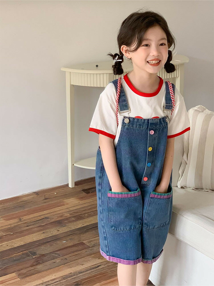 Rakuten - 送料無料 デニム サロペット 女の子 キッズ ファッション オーバーオール 子供服 幼稚園 小学生 中学生 ガールズ ジュニア ゆったり 無地 ブルー パンツ おしゃれ 子供 服 可愛い 流行 子ども服 ダンス衣装 春 夏 秋 韓国子供服 人気 プレゼント 誕生日 90 -150
